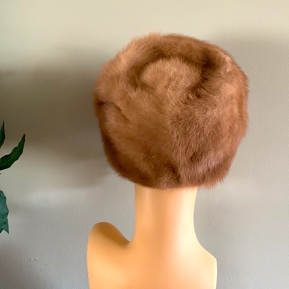 Filene’s 1950’s Vintage Mink Pillbox Hat - Picture 5 of 8